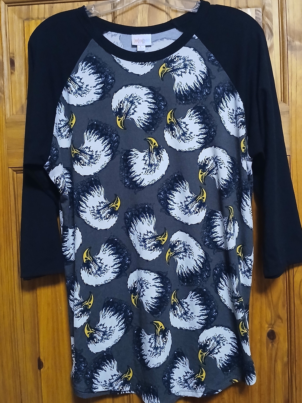 LuLaRoe Black & Gray Eagle-Print Raglan Tee